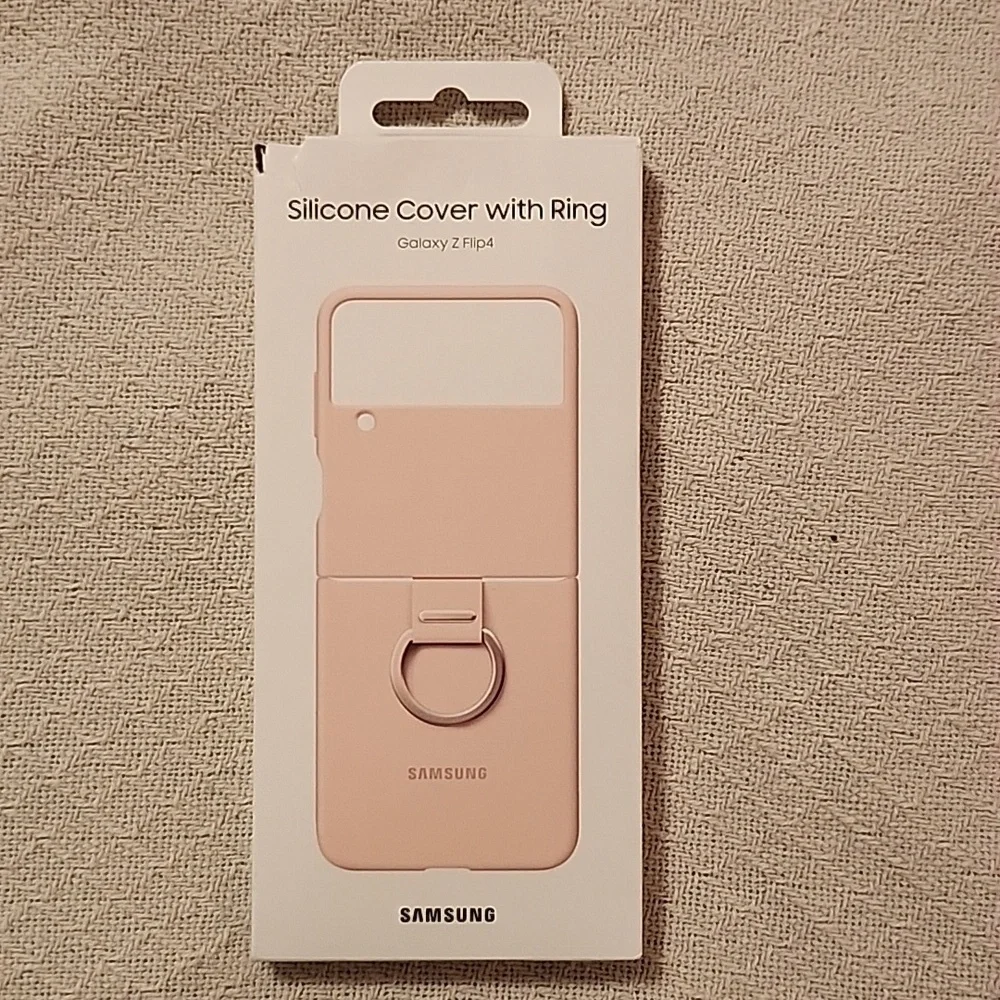 Samsung Galaxy Z Flip4 Silicone Cover